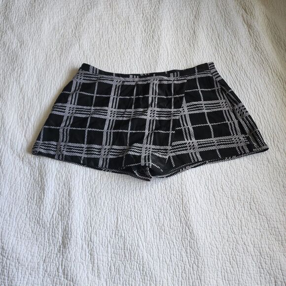 Women's Pants Short Size XL Lot of 4 - Picture 4 of 6